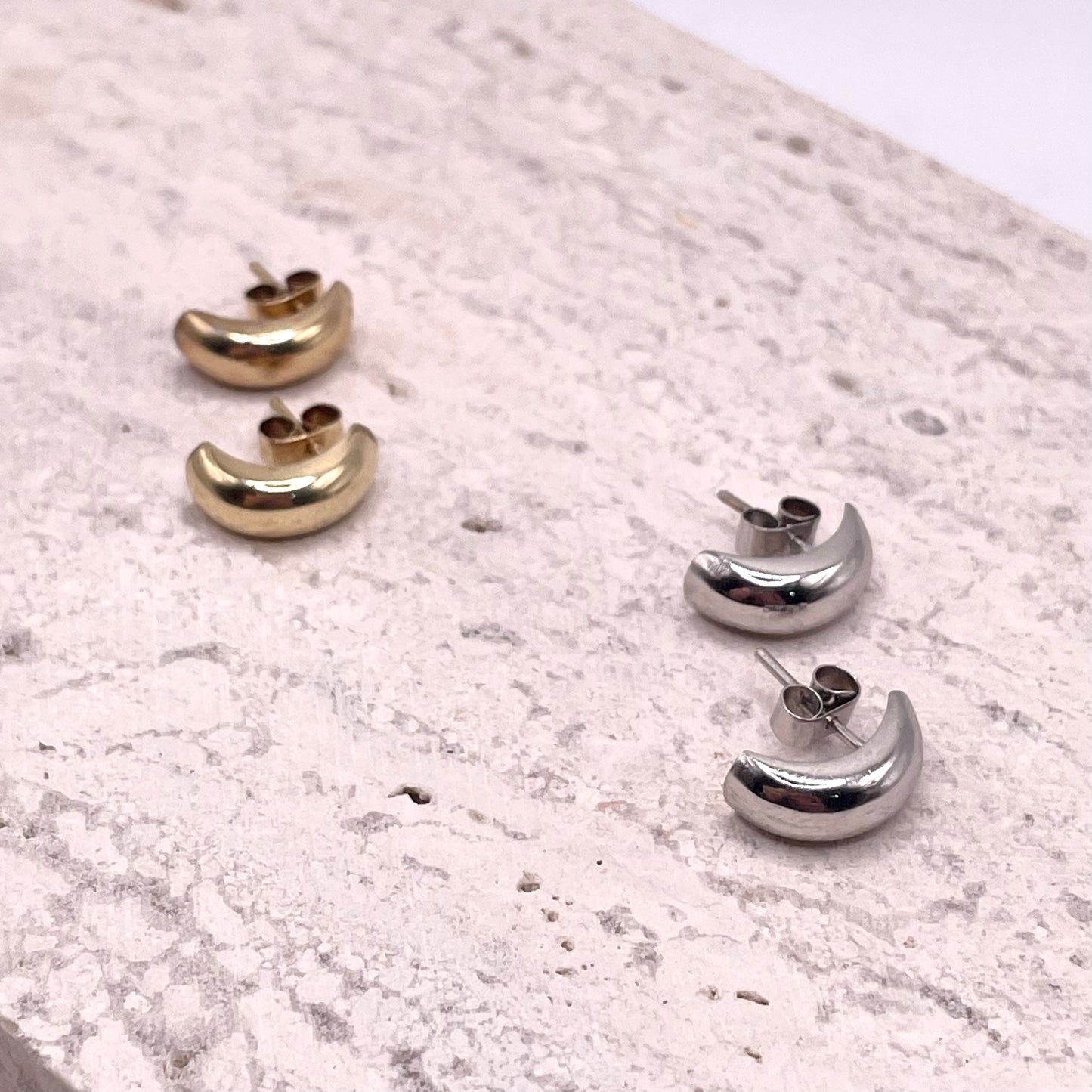 Medias arracadas chicas