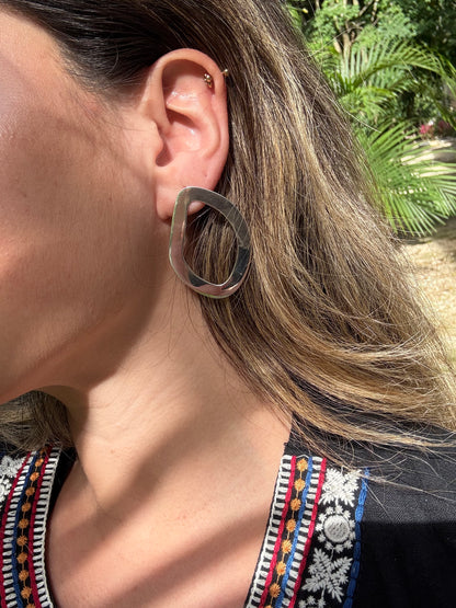 Petal Outline Earrings