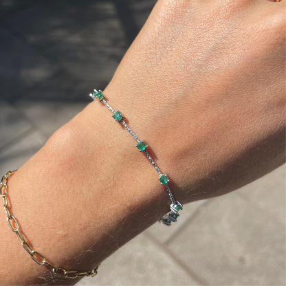 Pulsera de esmeraldas con diamantes
