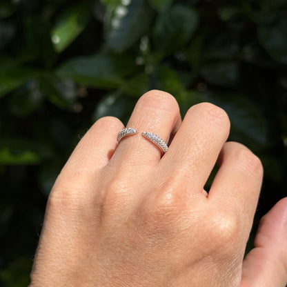 Anillo pavé moissanitas