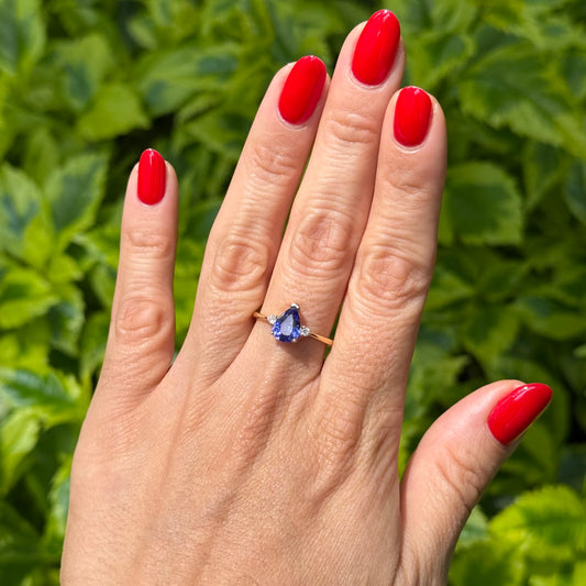 Anillo Tanzanita con Diamantes